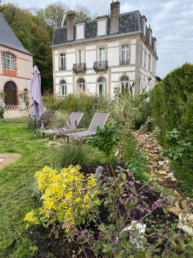 Le Chateau De Monthureux Le Sec Exterior foto